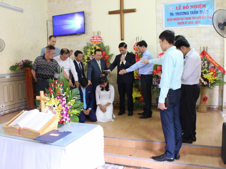Lễ Bổ Nhiệm Quản Nhiệm Hội Thánh Tin Lành Kim Côn