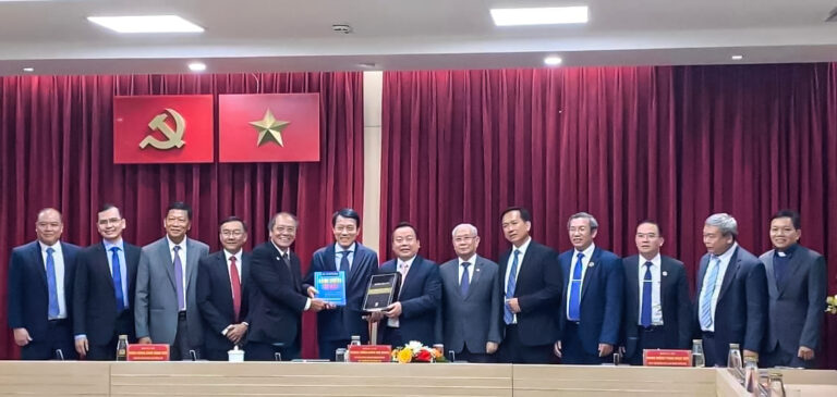 Đoàn Đại diện Tin Lành Chúc Mừng Tân Chủ tịch Nước và Tân Bộ trưởng Bộ Công an