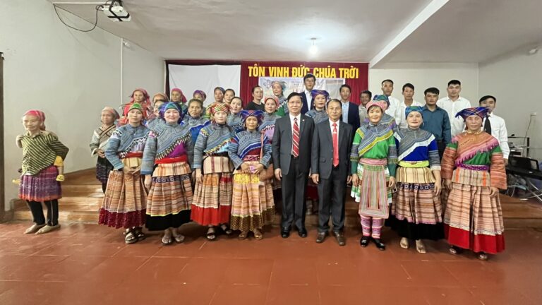 LỄ BỔ NHIỆM TẠI ĐIỂM NHÓM LÀNG ÁI VÀ TRUNG SƠN II, HÀ GIANG