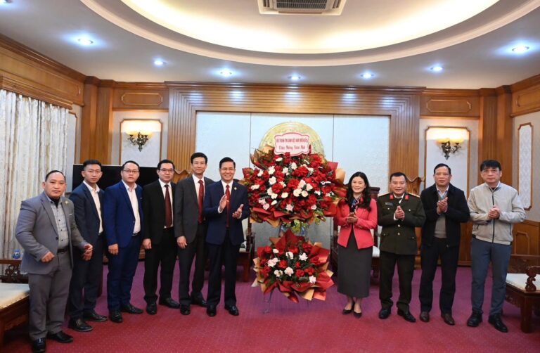 Thường Trực Tổng Hội & Ban Đại Diện Tin Lành Chúc Tết Tỉnh Tuyên Quang