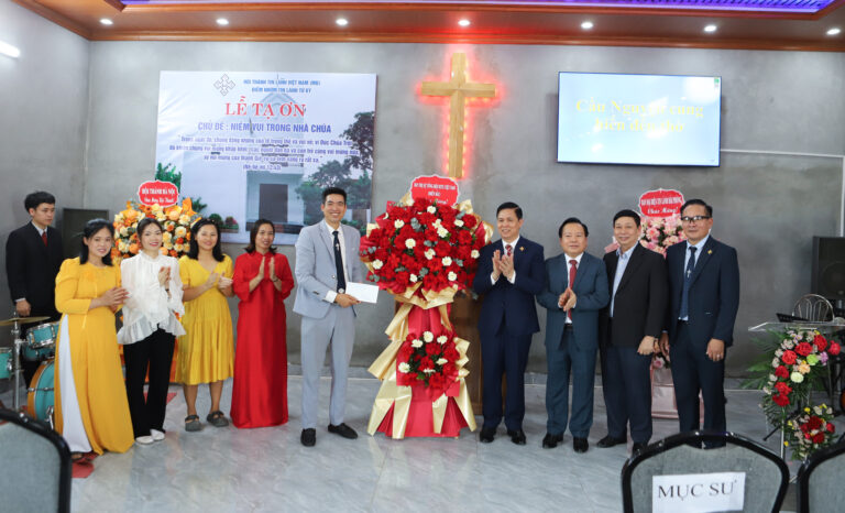 LỄ CẢM TẠ TẠI HỘI THÁNH TIN LÀNH TỨ KỲ (HẢI PHÒNG)